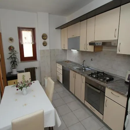 Apartment With Parking Space Sveti Filip I Jakov, Biograd - 19436